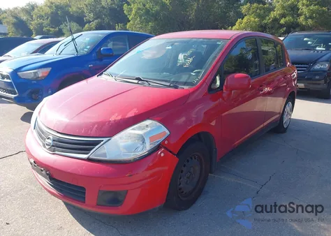 2011 Nissan Versa 1.8S z USA, uszkodzony, nr VIN 3N1BC1CP6BL491861